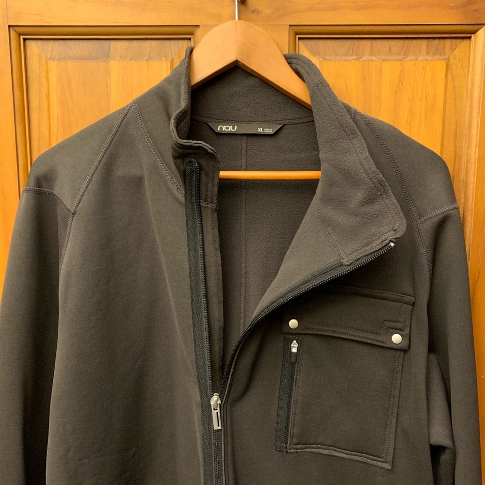 NWOT Nau Men’s Lightweight Jacket